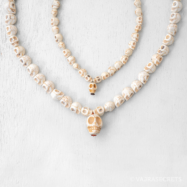 Howlite Skull Offering Necklace