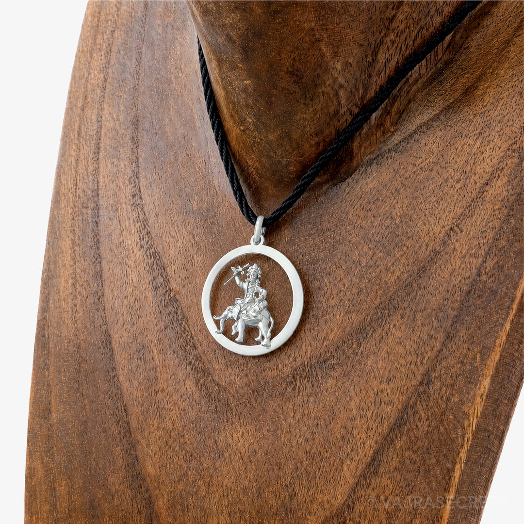 Shize Stainless Steel Round Pendant