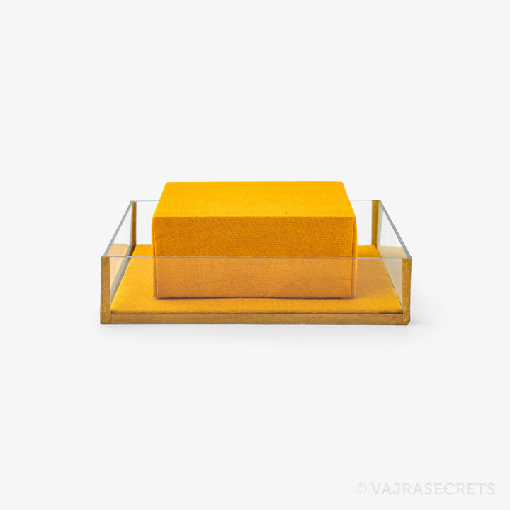Wealth Vase Stand