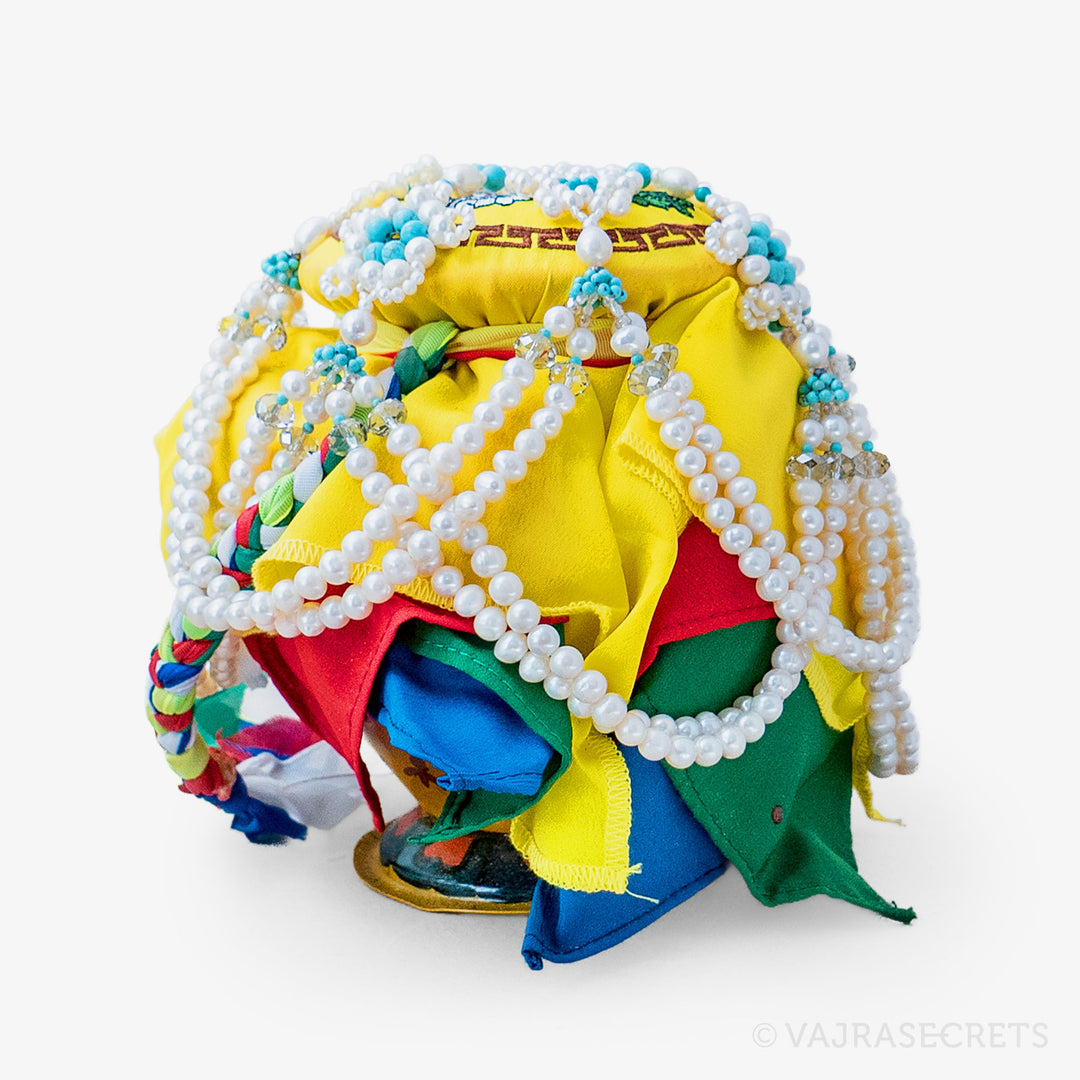 Pearl Offerings for Wealth Vase